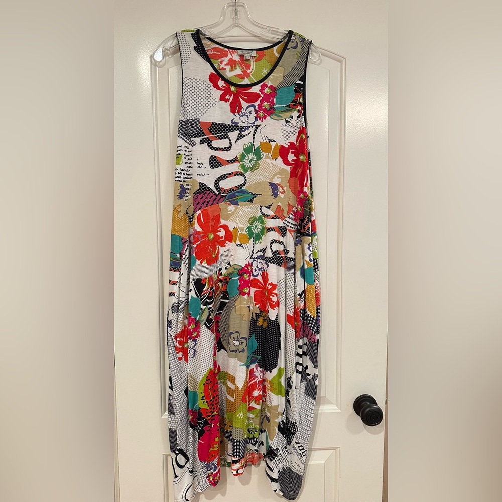 White and Red Pleated A-Line Maxi Dress for Resort Wear